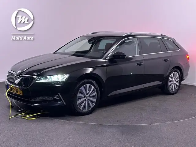 Photo 1 : Skoda Superb 2021 Hybrid