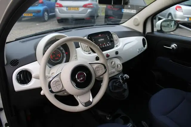 Photo 1 : Fiat 500 2022 Hybrid