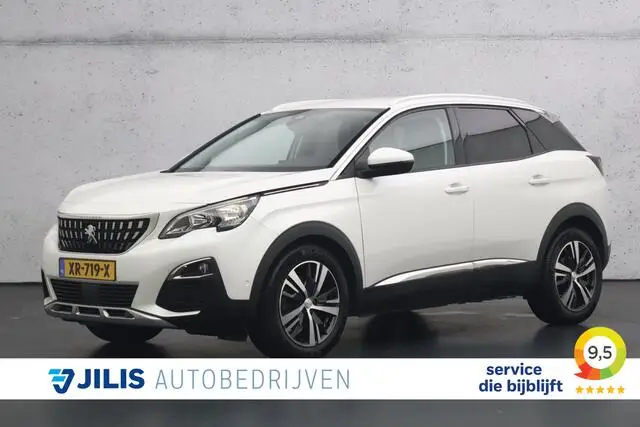 Photo 1 : Peugeot 3008 2018 Petrol