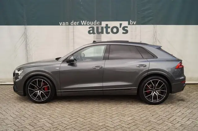 Photo 1 : Audi Q8 2019 Diesel