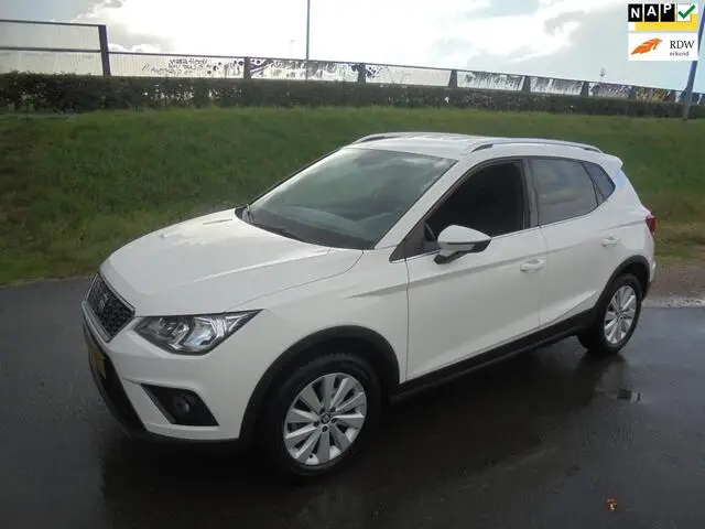 Photo 1 : Seat Arona 2019 Essence