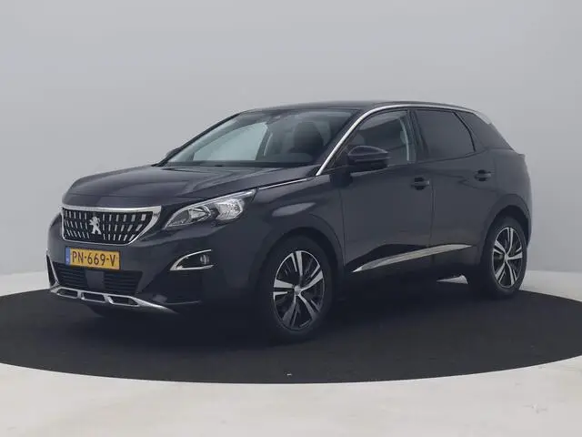 Photo 1 : Peugeot 3008 2017 Petrol