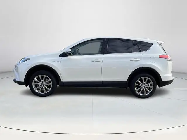 Photo 1 : Toyota Rav4 2016 Hybrid