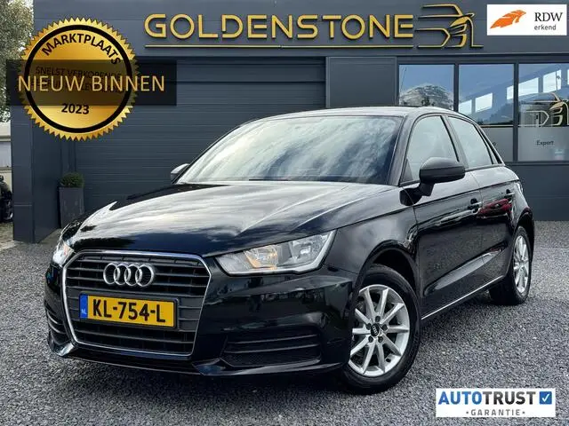 Photo 1 : Audi A1 2015 Essence