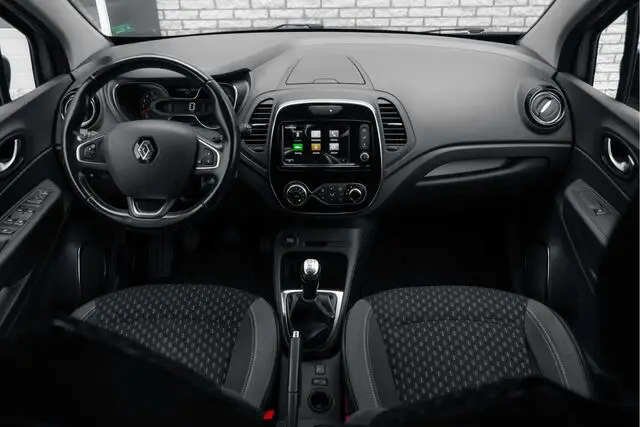 Photo 1 : Renault Captur 2019 Petrol