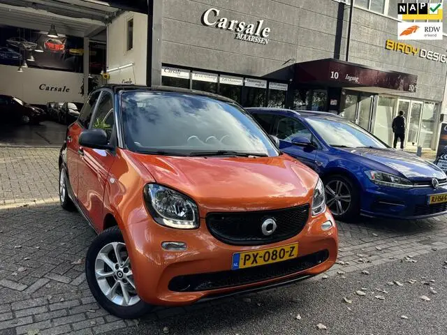 Photo 1 : Smart Forfour 2017 Essence