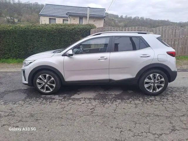 Photo 1 : Kia Stonic 2019 Petrol