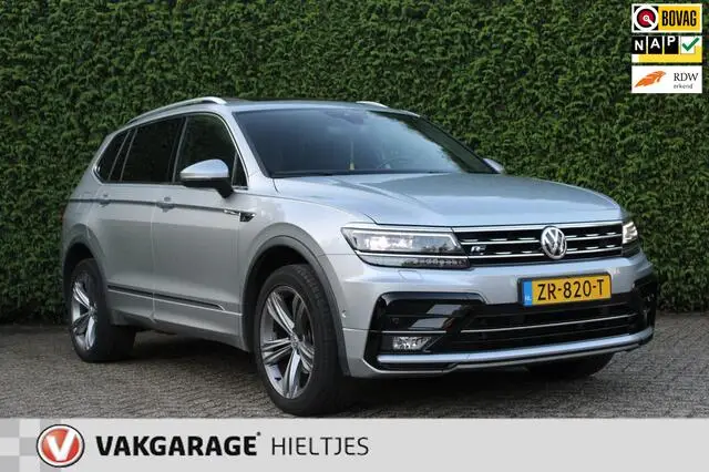 Photo 1 : Volkswagen Tiguan 2019 Petrol