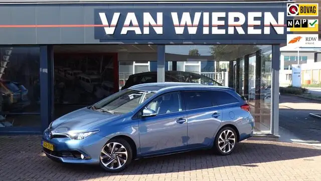 Photo 1 : Toyota Auris 2016 Petrol