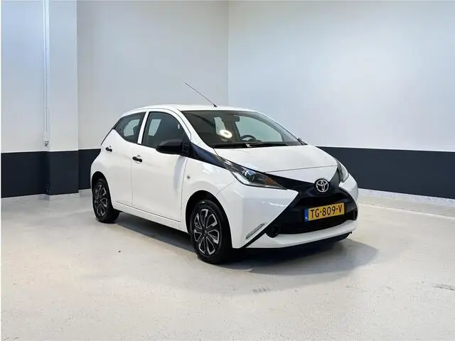 Photo 1 : Toyota Aygo 2018 Essence