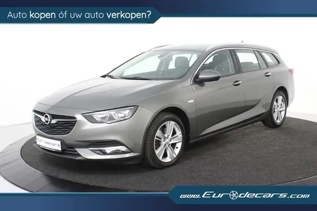 Photo 1 : Opel Insignia 2019 Essence