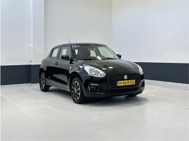 Photo 1 : Suzuki Swift 2020 Hybrid