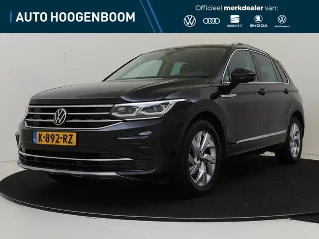 Photo 1 : Volkswagen Tiguan 2021 Essence