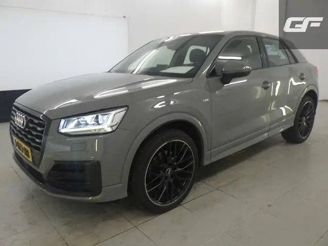 Photo 1 : Audi Q2 2020 Petrol