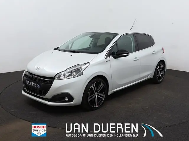 Photo 1 : Peugeot 208 2018 Petrol