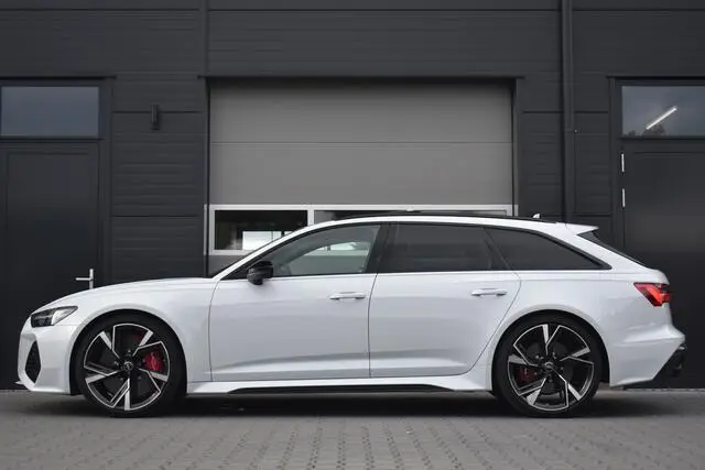 Photo 1 : Audi Rs6 2020 Petrol