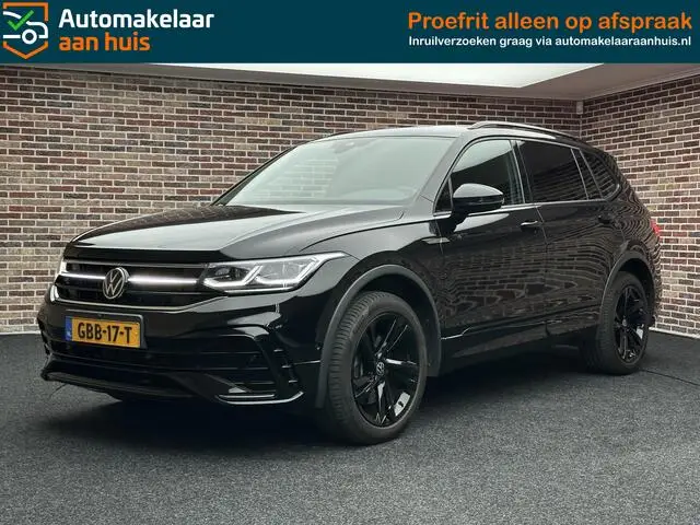 Photo 1 : Volkswagen Tiguan 2022 Essence