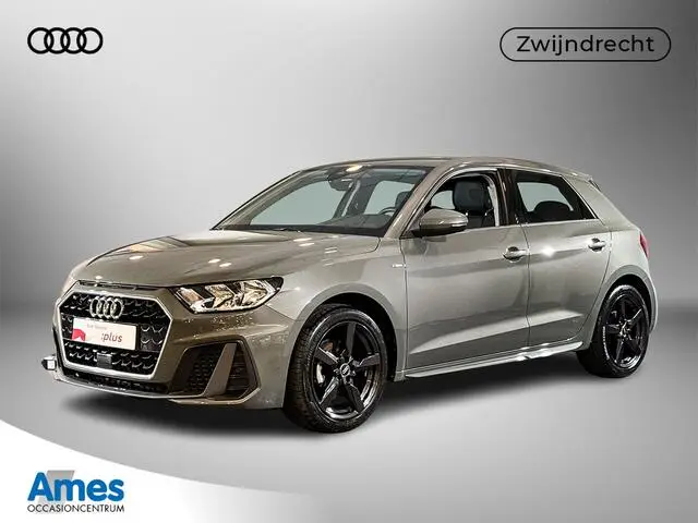 Photo 1 : Audi A1 2024 Essence