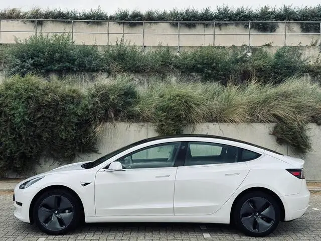 Photo 1 : Tesla Model 3 2019 Electric