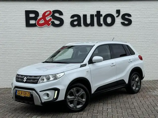 Photo 1 : Suzuki Vitara 2015 Petrol