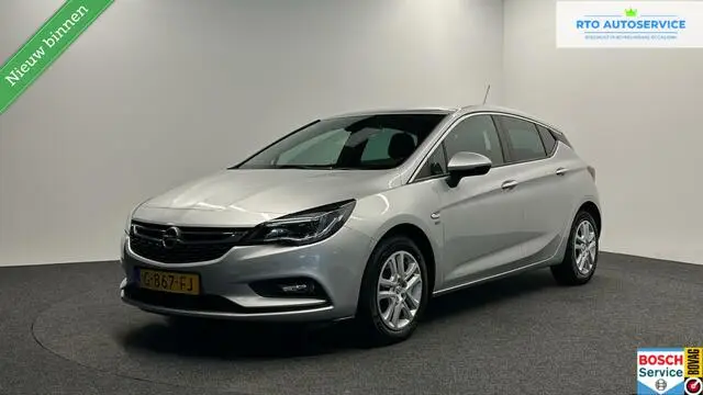 Photo 1 : Opel Astra 2019 Petrol