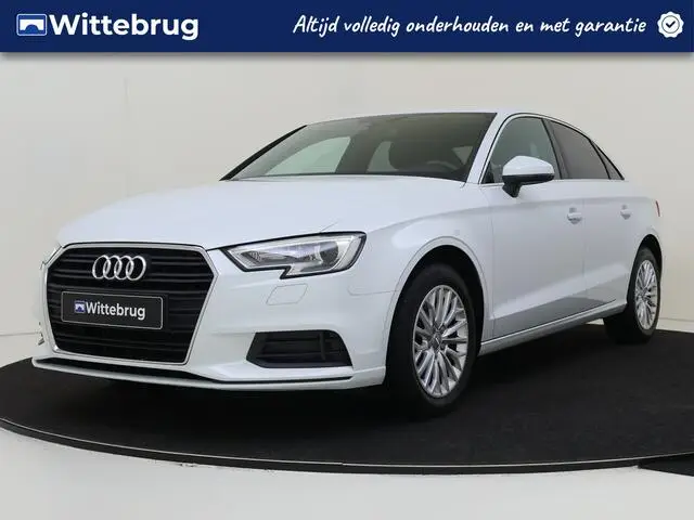 Photo 1 : Audi A3 2017 Petrol