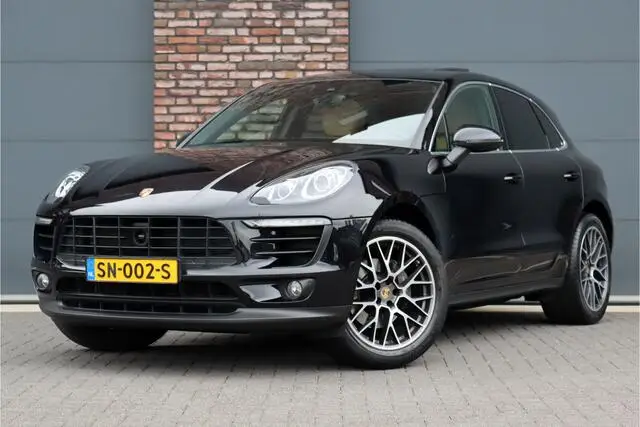 Photo 1 : Porsche Macan 2018 Essence