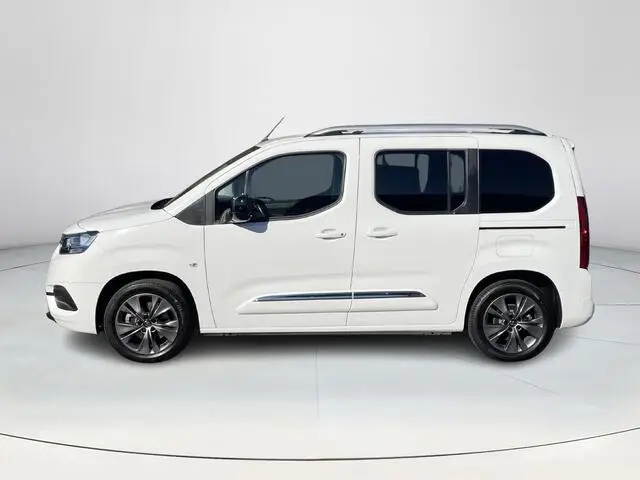 Photo 1 : Toyota Proace 2022 Essence