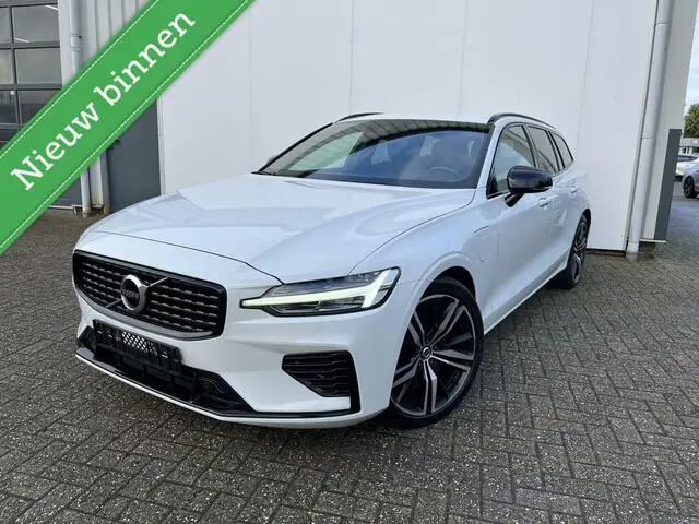 Photo 1 : Volvo V60 2020 Hybride