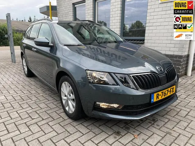 Photo 1 : Skoda Octavia 2020 Petrol