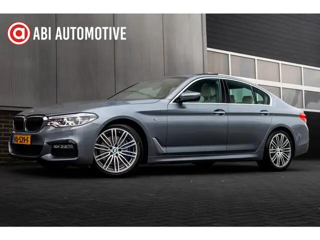 Photo 1 : Bmw Serie 5 2017 Petrol