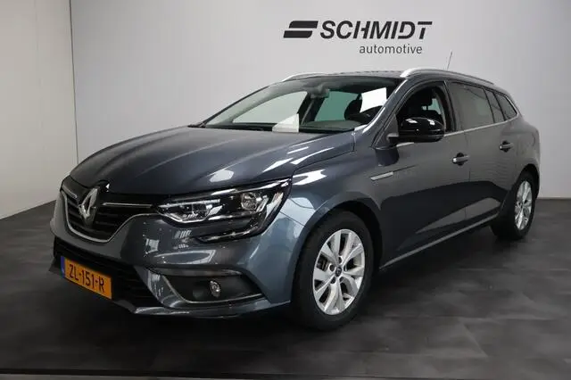 Photo 1 : Renault Megane 2019 Petrol