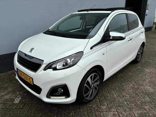 Photo 1 : Peugeot 108 2015 Petrol