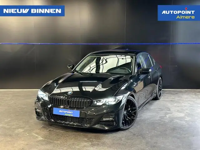 Photo 1 : Bmw Serie 3 2019 Essence