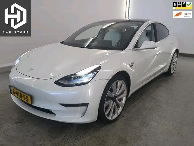 Photo 1 : Tesla Model 3 2019 Electric