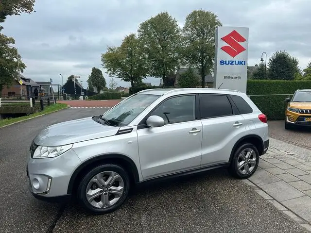 Photo 1 : Suzuki Vitara 2016 Essence