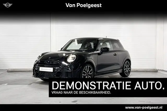 Photo 1 : Mini Cooper 2024 Petrol