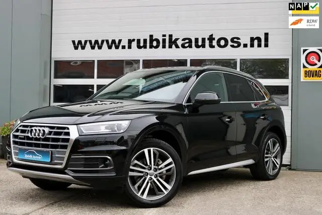 Photo 1 : Audi Q5 2017 Petrol