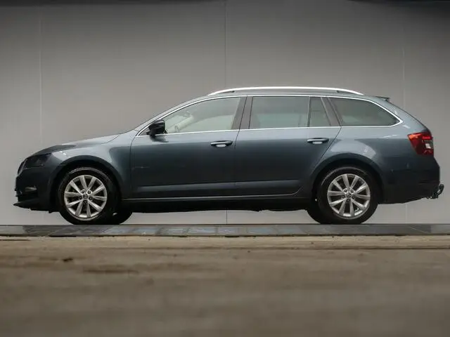 Photo 1 : Skoda Octavia 2019 Essence