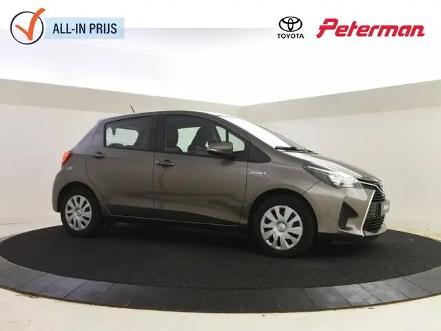 Photo 1 : Toyota Yaris 2016 Hybride