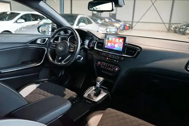 Photo 1 : Kia Ceed 2019 Essence