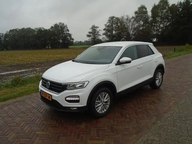 Photo 1 : Volkswagen T-roc 2019 Petrol