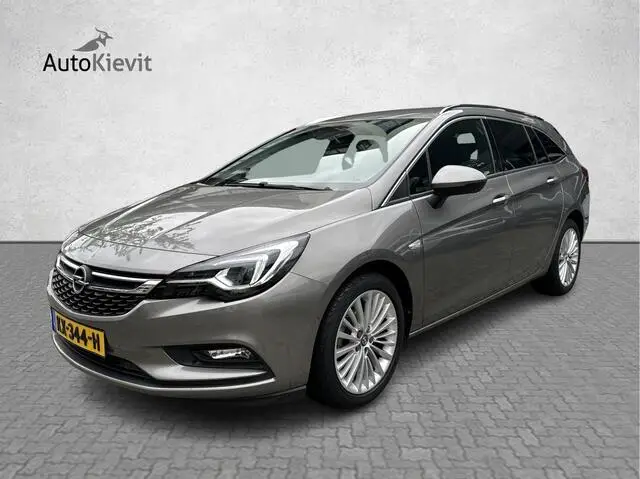 Photo 1 : Opel Astra 2016 Essence