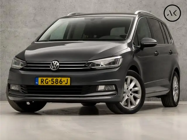 Photo 1 : Volkswagen Touran 2017 Petrol