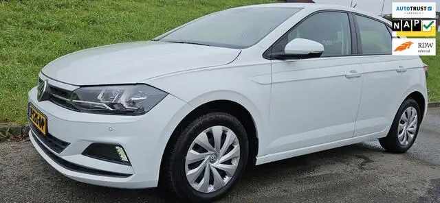 Photo 1 : Volkswagen Polo 2018 Petrol