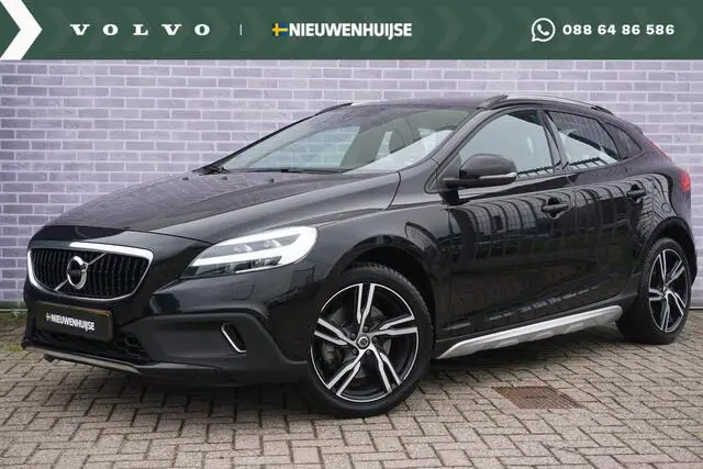 Photo 1 : Volvo V40 2018 Diesel