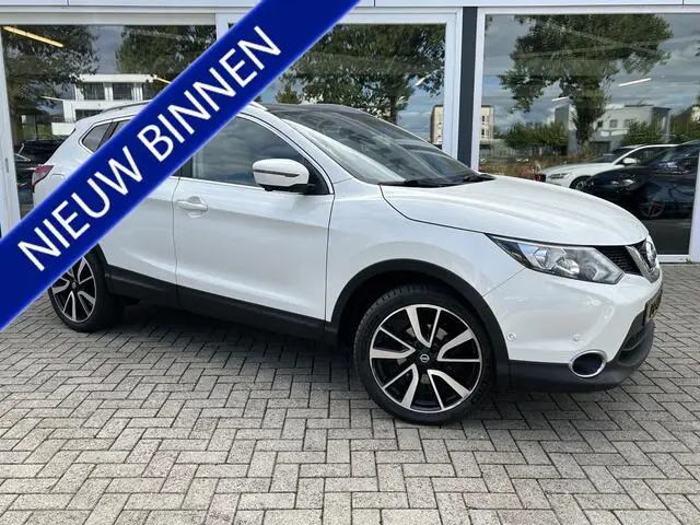 Photo 1 : Nissan Qashqai 2017 Petrol