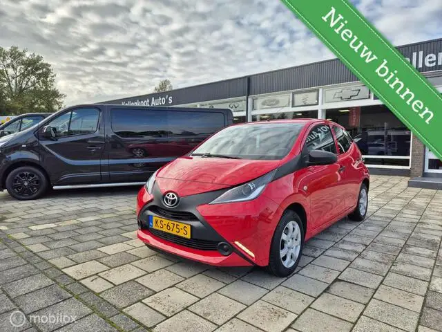 Photo 1 : Toyota Aygo 2016 Petrol