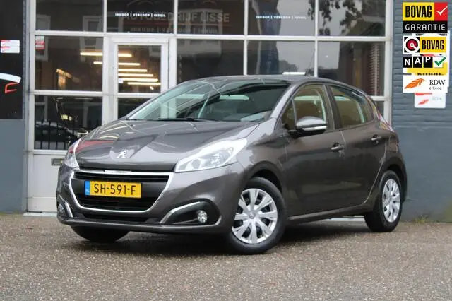 Photo 1 : Peugeot 208 2018 Petrol