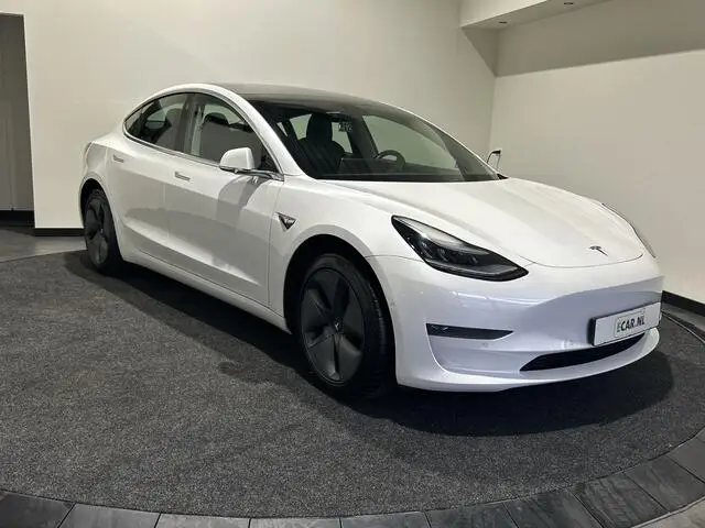 Photo 1 : Tesla Model 3 2019 Electric